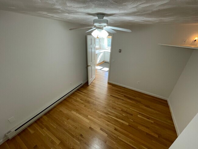 Building Photo - 249 Tremont St