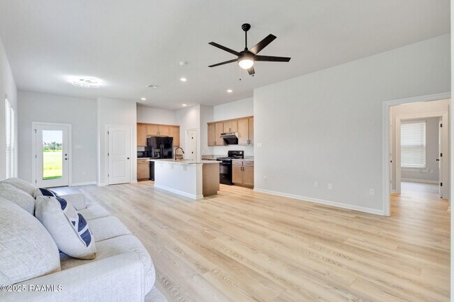 Foto del edificio - 221 Wakely Ct