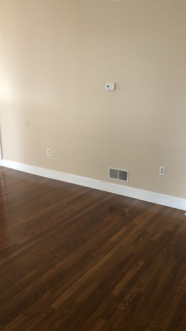 Foto del edificio - 811 N Van Buren St