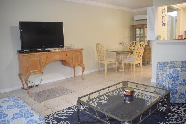 Foto del edificio - 315 Mansfield Dr