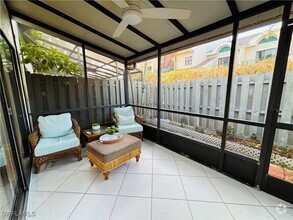 Building Photo - 790 Meadowland Dr