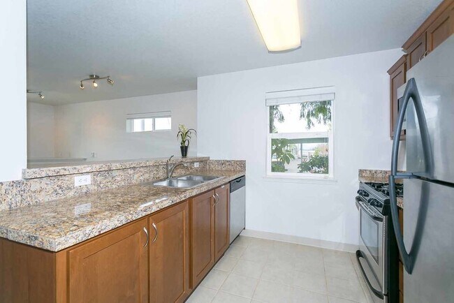 Foto del edificio - Fantastic Main Level Condo w/Garage, Patio...