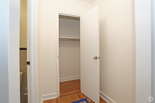 Interior Photo - Thirty East End