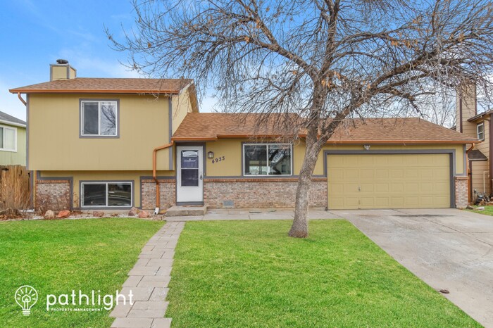 Foto principal - 4933 Wineskin Cir, Colorado Springs, CO, 8...