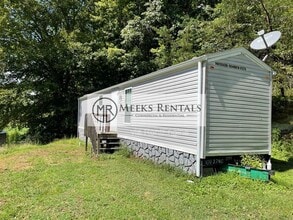 Building Photo - 481 Tackett Branch Rd