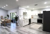 Foto principal - 7601 Forest Green Ln