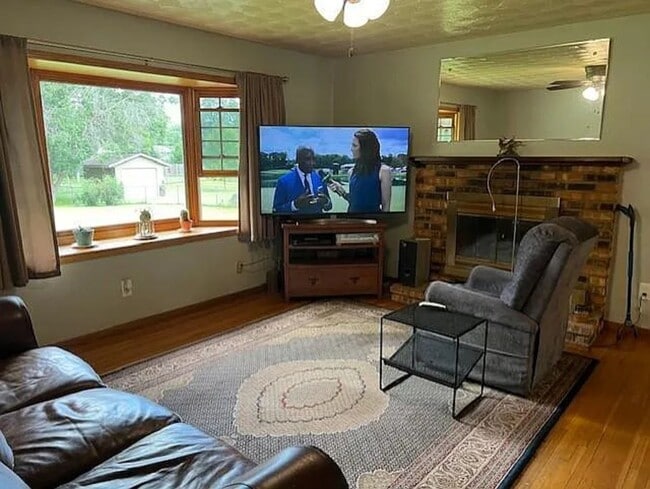 Foto del edificio - 10449 Mississippi Blvd NW