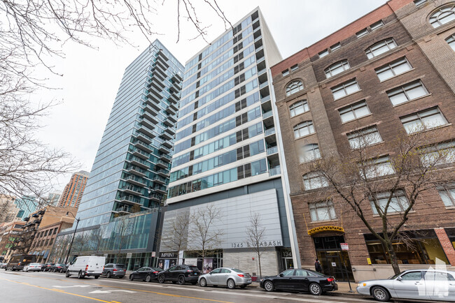 Building Photo - 1345 S Wabash Ave