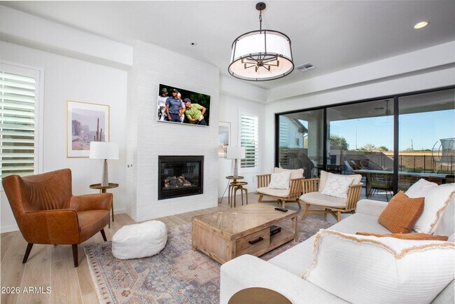 Foto del edificio - Executive Retreat with Resort Backyard | Pool, Spa & 3-Car Garage