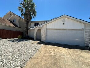 Building Photo - 15357 Yardarm Ct