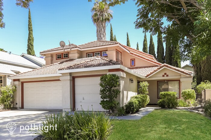 Primary Photo - 1580 Locust Dr, Tracy, CA, 95376