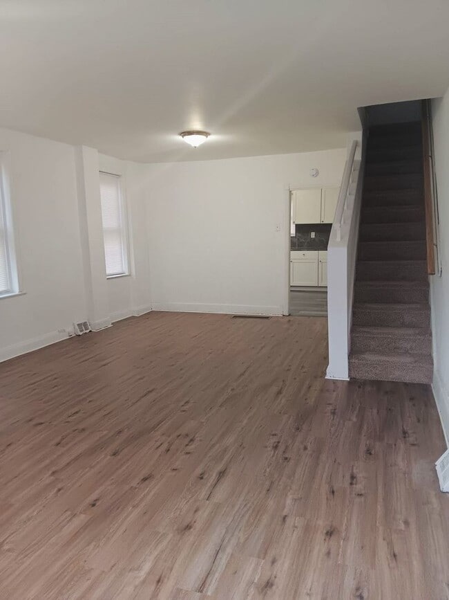 Building Photo - 312 Concord Ave