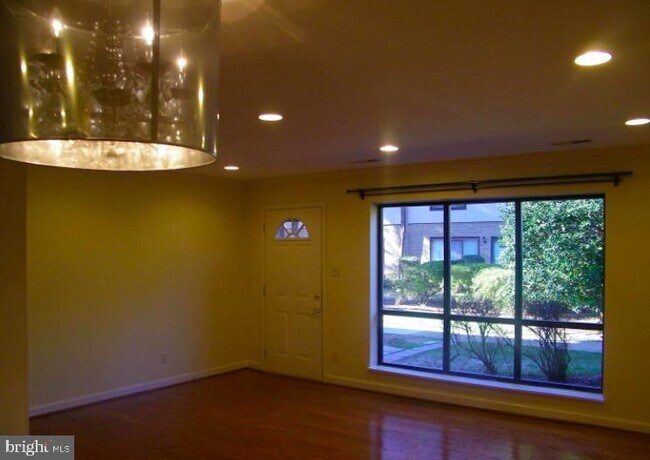 Building Photo - 1650 Westwind Way