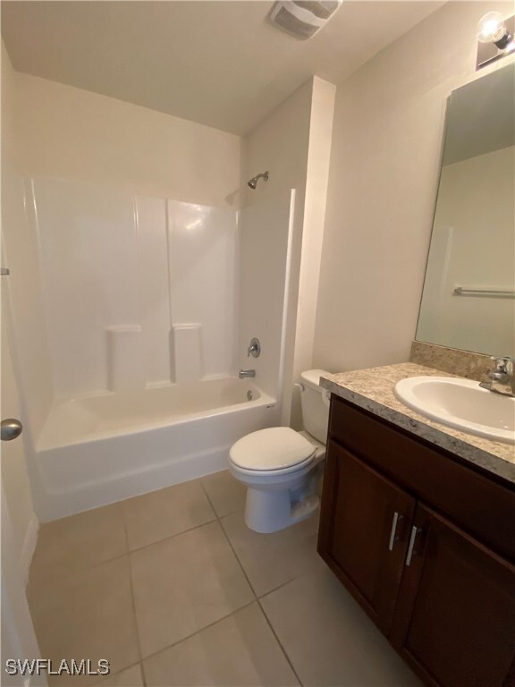 Foto del edificio - 3438 NE 8th Pl