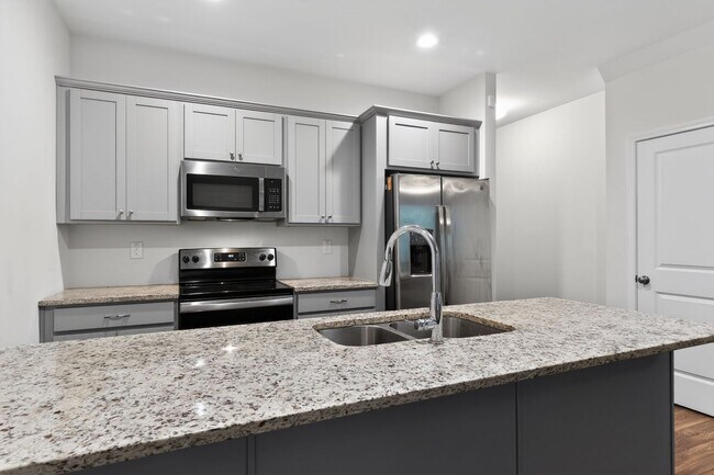 Building Photo - 3122 Meadowstone Ln SW