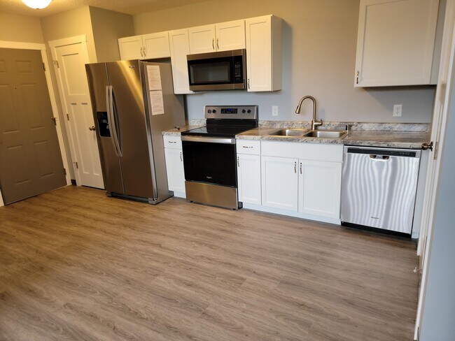 Foto del edificio - 400 4th Ave SW