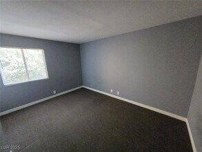 Building Photo - 5060 Indian River Dr