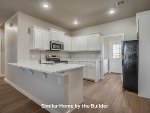 Building Photo - 118 Sterling Dr