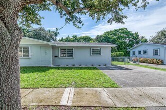 Building Photo - 11527 SW 81st Rd