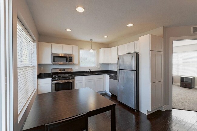 Interior Photo - The Cottages (Cottages Hunsaker 1 LLC)