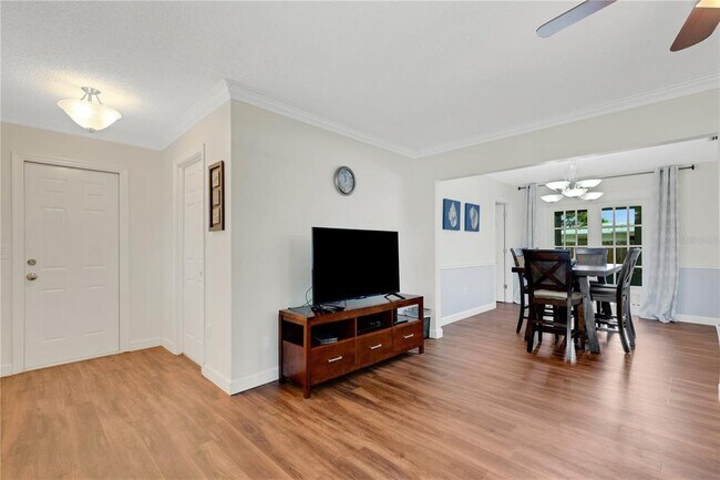Building Photo - 4755 Lark Ridge Cir