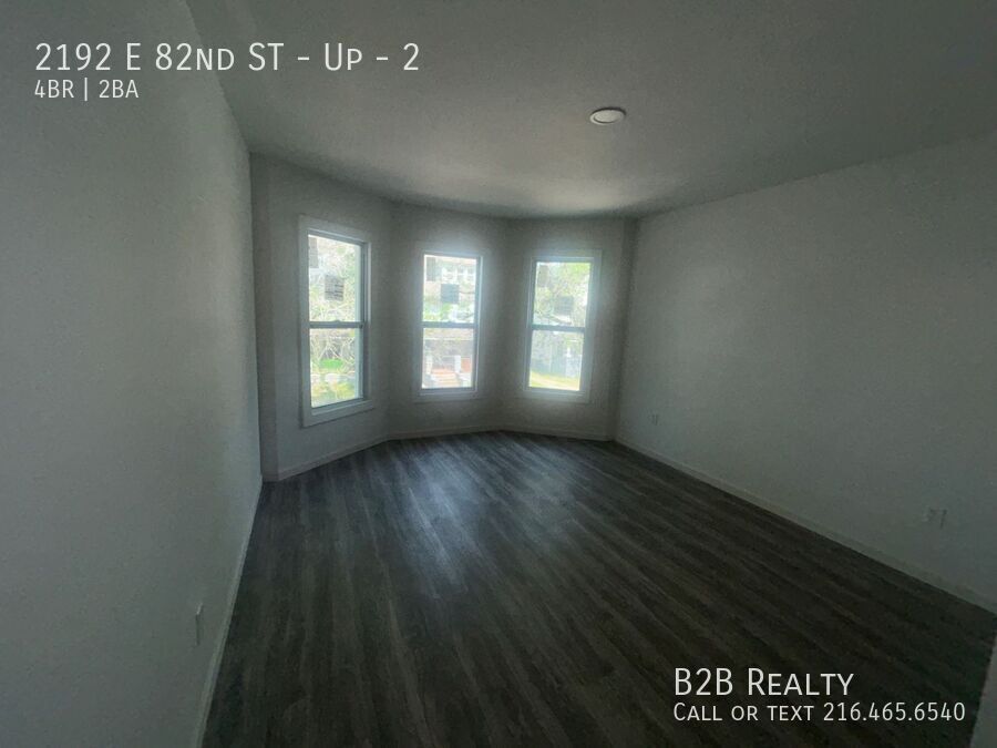 Foto principal - 2192 E 82nd St