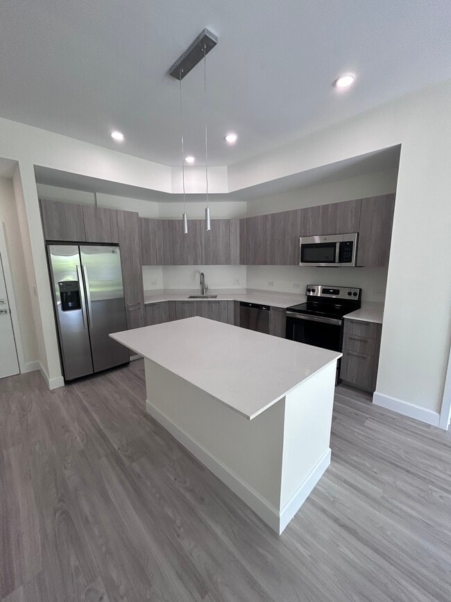 Foto del edificio - 10315 NW 129th St