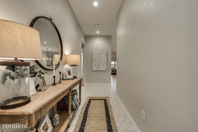 Foto del edificio - 3 br, 2 bath House - 14049 Lost Spurs Road