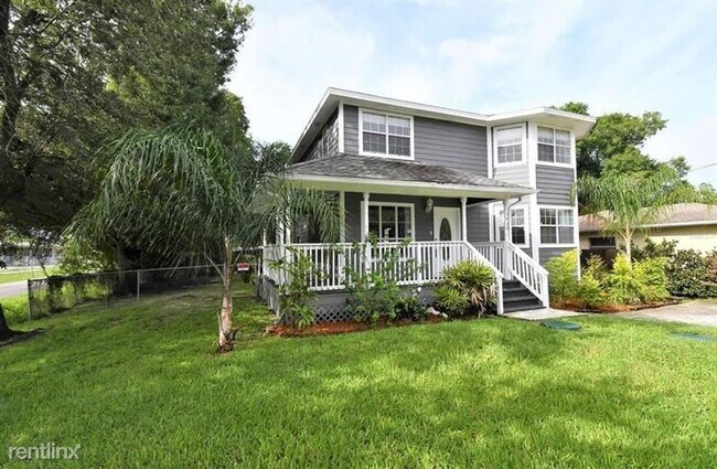 Building Photo - 3 br, 2.5 bath House - 3420 W Minnehaha St...