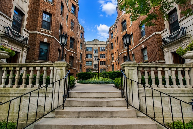 Foto del edificio - 2328 N Lincoln Park W