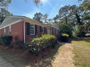 Building Photo - 2705 Cumberland Rd