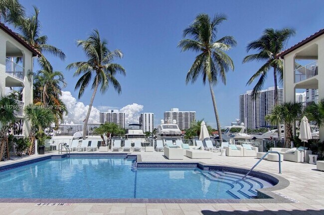 Foto del edificio - 3605 NE 207th St