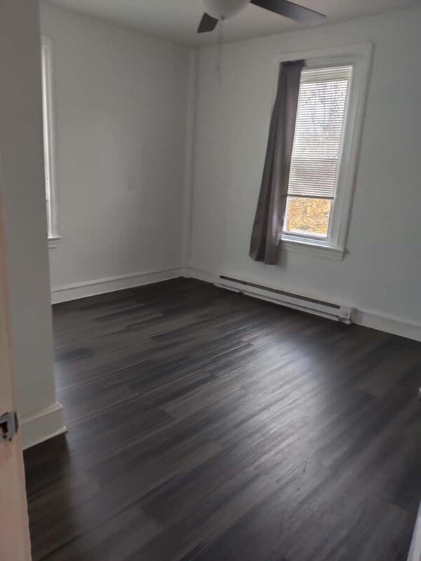 Foto del edificio - 1613 Dyre St