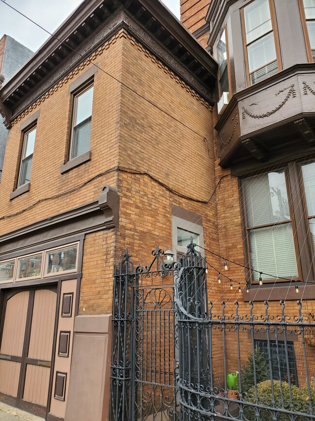 Building Photo - 2342 S Broad St