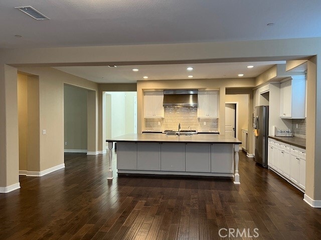 Building Photo - 428 S Lark Ellen Ave