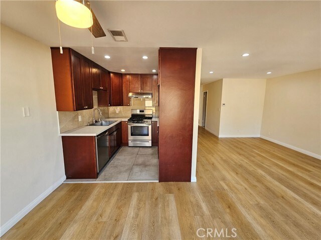 Building Photo - 1412 Countrywood Ave