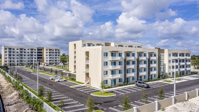 Building Photo - Village at Coral Reef