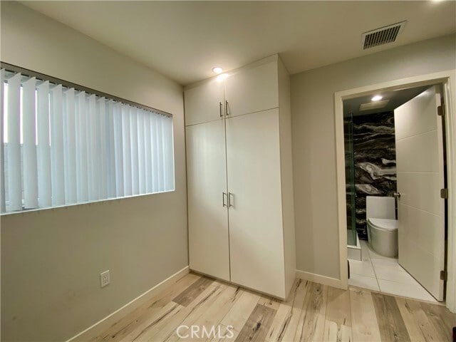 Foto del edificio - 1802 N Serrano Ave