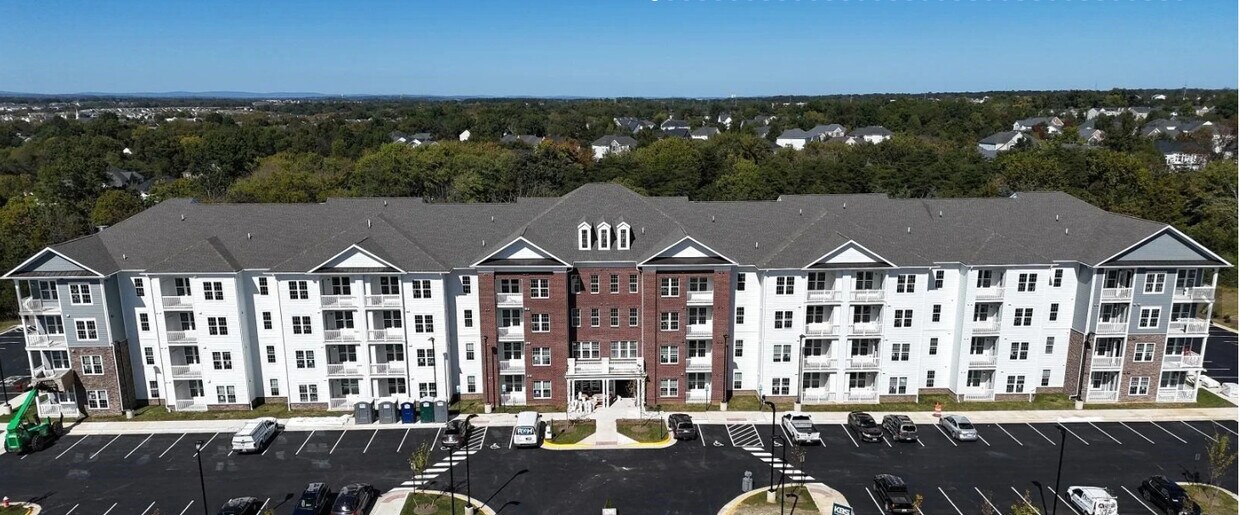 Poland Hill Senior Apartments Apartments in Chantilly, VA