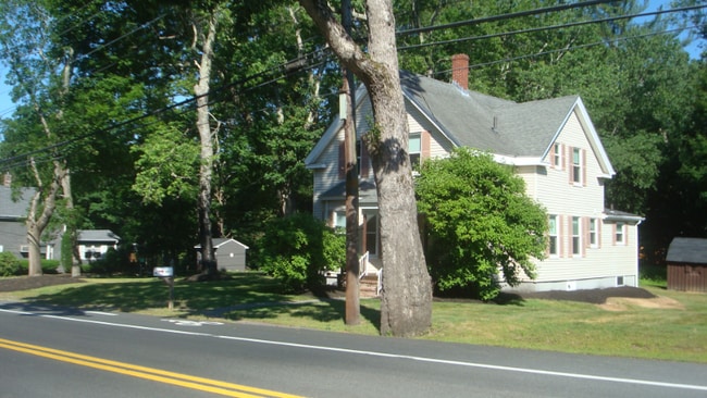 Foto del edificio - 818 Amesbury Rd