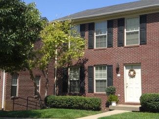 Building Photo - EAGLE CREEK TOWNHOMES