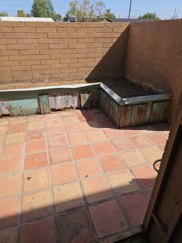 Foto del edificio - 2363 W Hazelwood St
