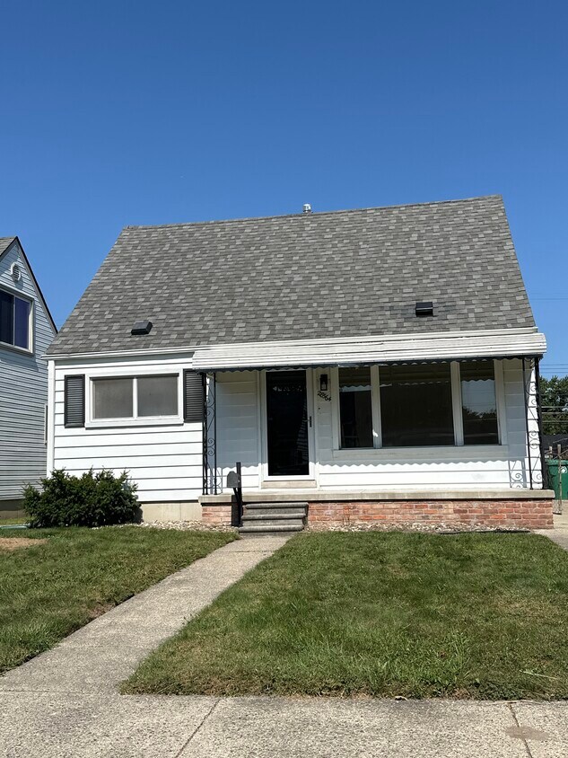 Foto principal - 28564 Rush St