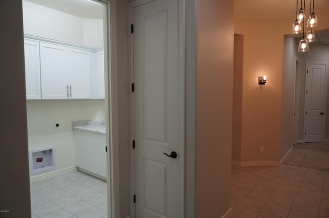 Foto del edificio - 10274 W Fetlock Trail