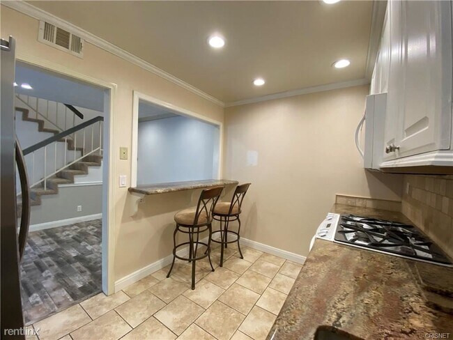 Foto del edificio - 6501 Wystone Ave