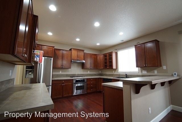 Foto del edificio - 4 br, 3 bath House - 3414 SE Aerie Avenue