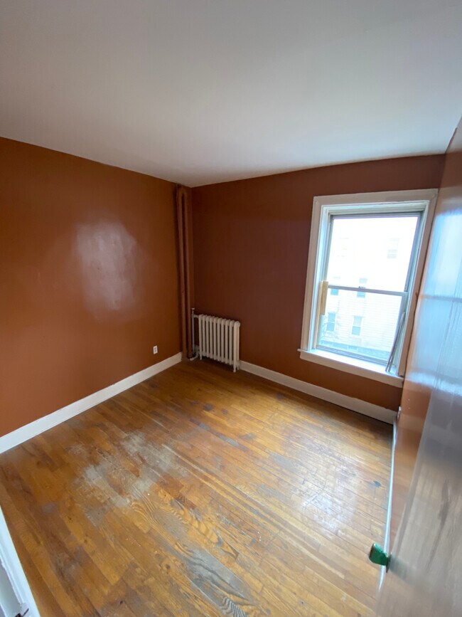 3rd Bedroom - 42 Sherman Ave