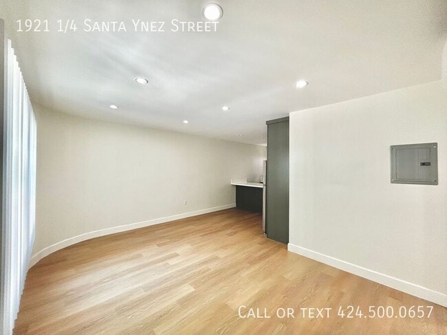 Building Photo - 1921 1/4 Santa Ynez Street-