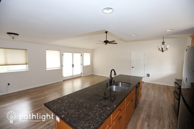 Foto del edificio - 21707 47Th Avenue Court E, Spanaway, WA, 9...