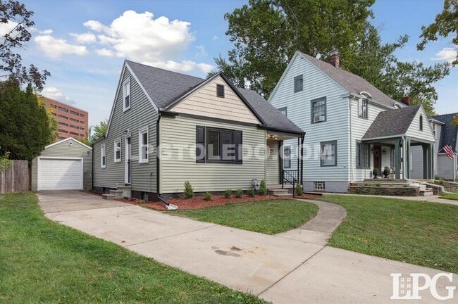 Foto del edificio - 2736 Northwood Ave